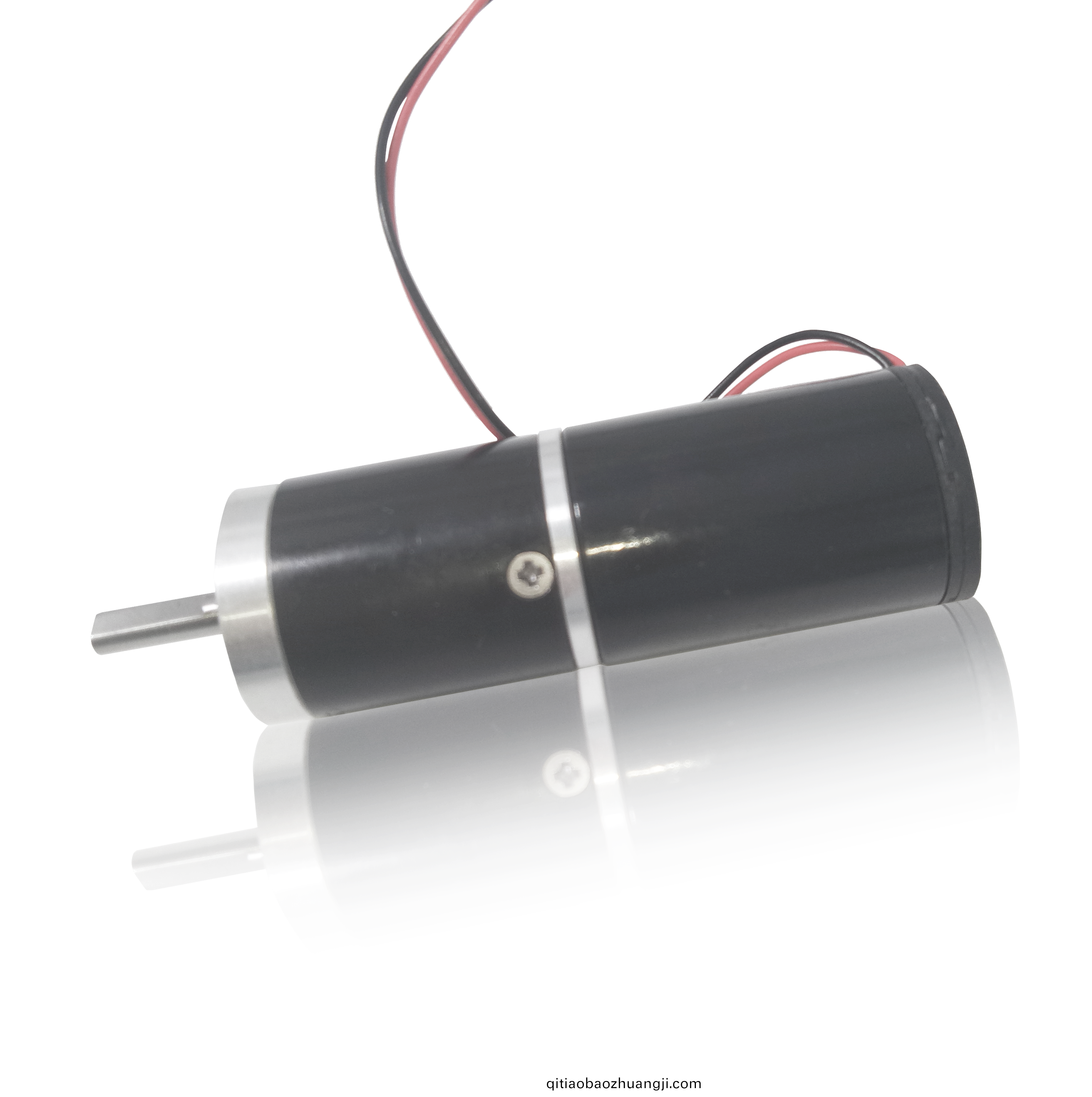 直流減(jian)速電機(ji)的特點(dian)_小(xiao)型減速電(dian)機(ji)-萬(wan)至達電機