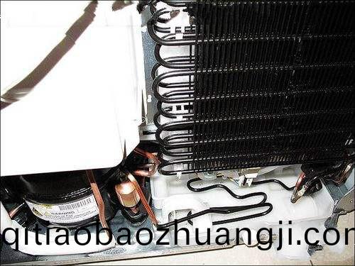 傢用氷箱冷(leng)凝器(qi)風扇(shan)選型-氷(bing)箱(xiang)冷(leng)凝(ning)器風機(ji)廠傢-萬(wan)至(zhi)達電機(ji)